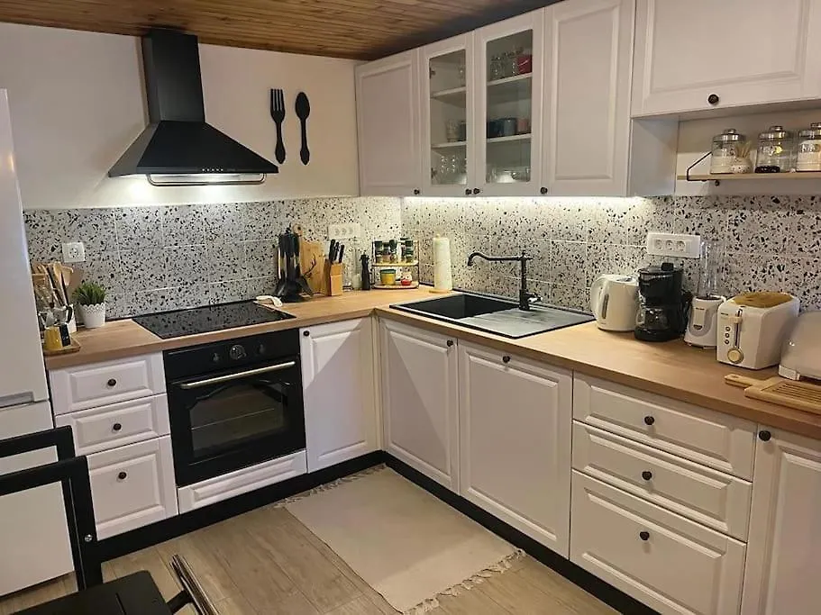 Apartman Cottage House Brest Buzet Holiday home