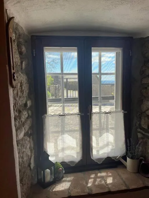 Apartman Cottage House Brest Buzet Holiday home