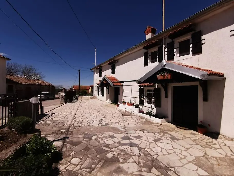Apartman Cottage House Brest Buzet