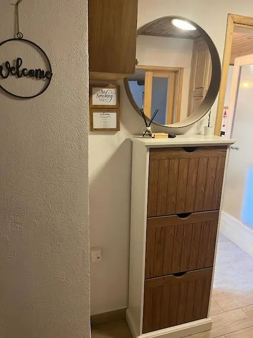Apartman Cottage House Brest ブゼト 別荘